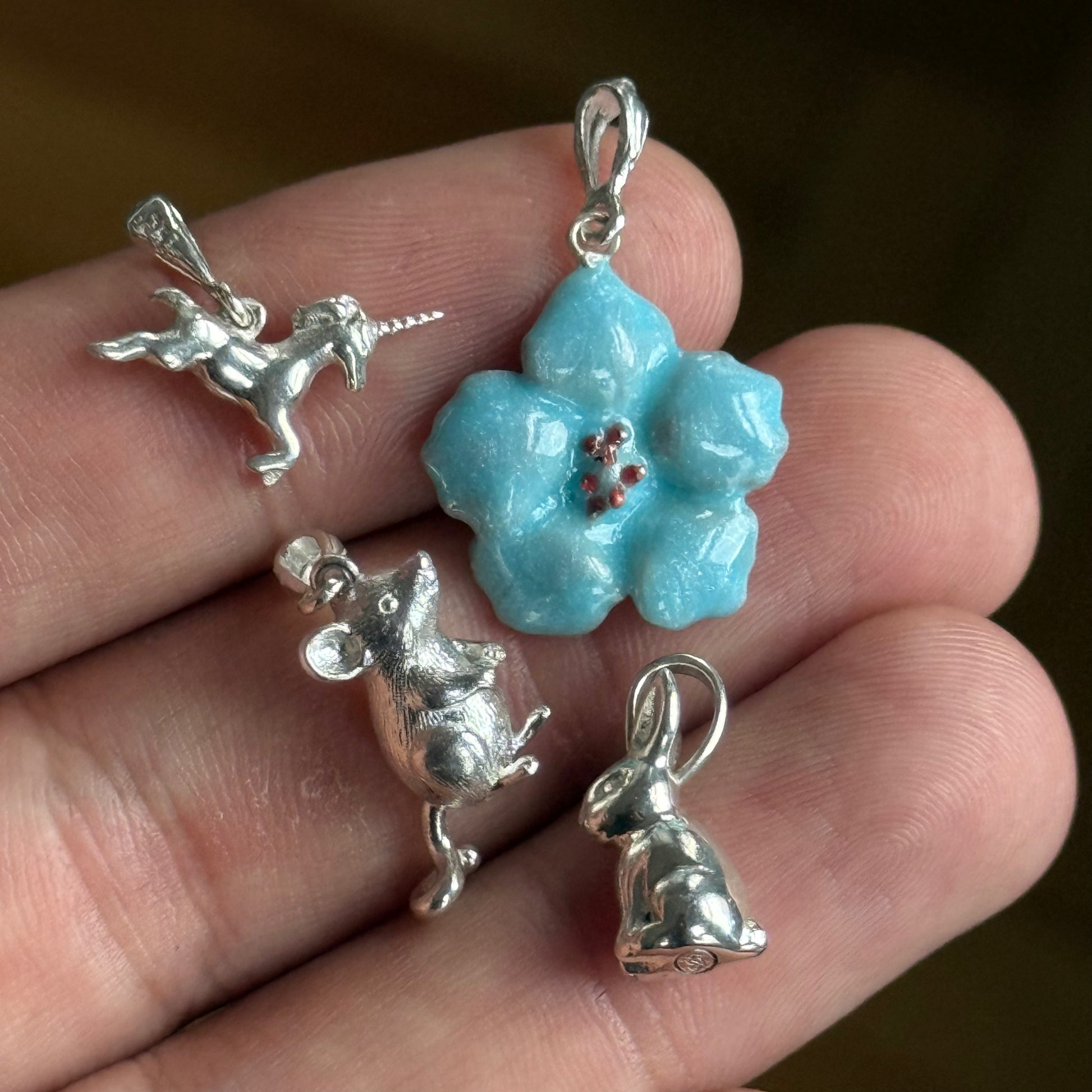 Uni Charm - Silver