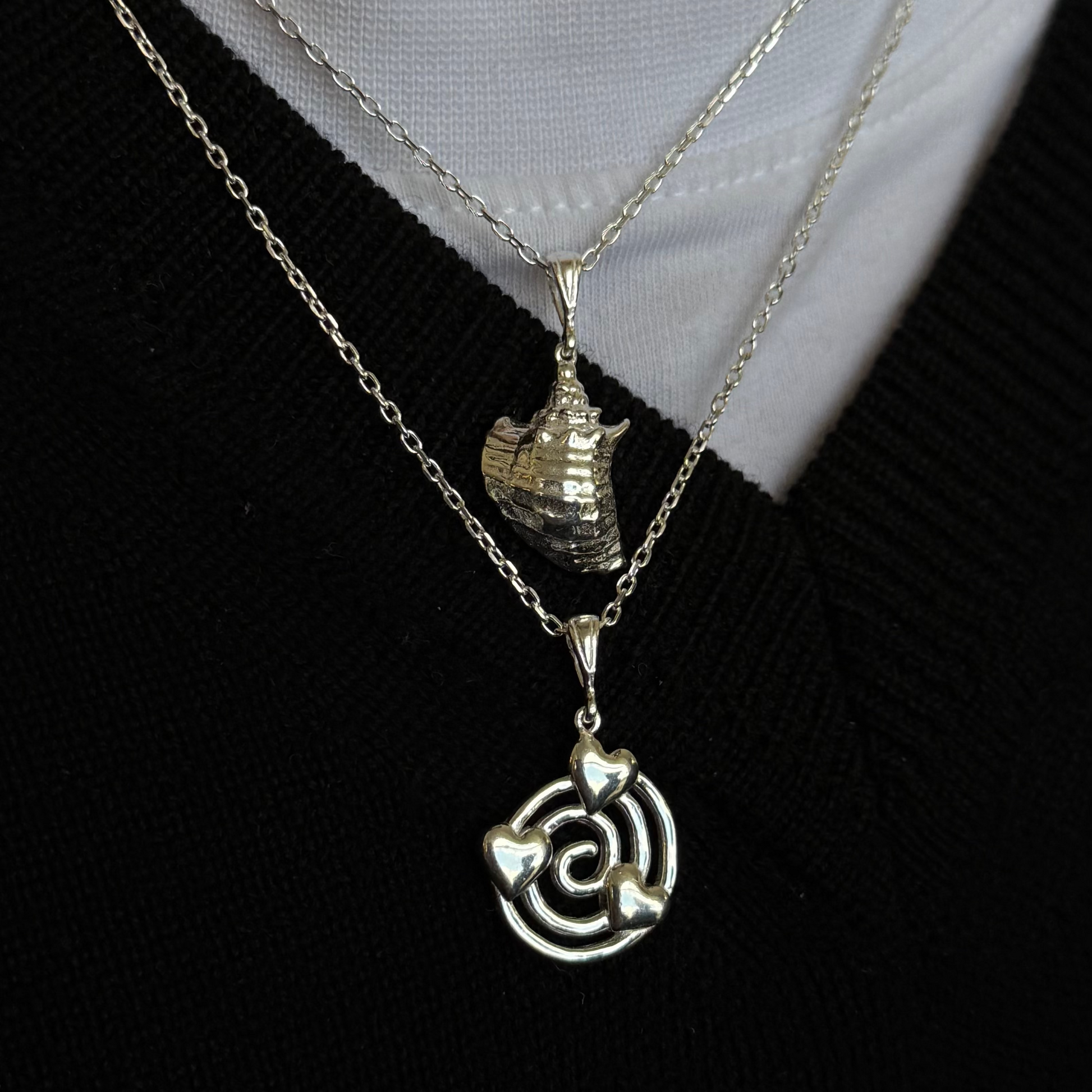 Sea Peace Charm - Gold